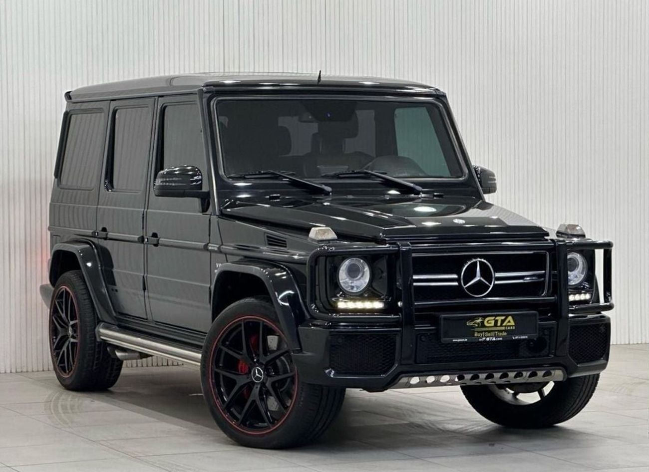 Mercedes-Benz G 63 AMG Std 5.5L 2016 Mercedes Benz G63 AMG 463 Edition, Service History, Carbon Fiber Package, GCC