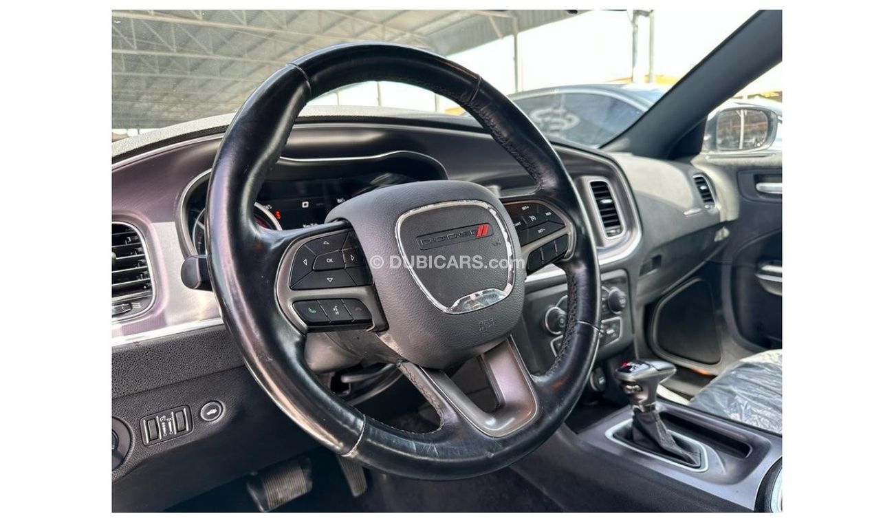 Dodge Charger 3.6L SXT (Base)