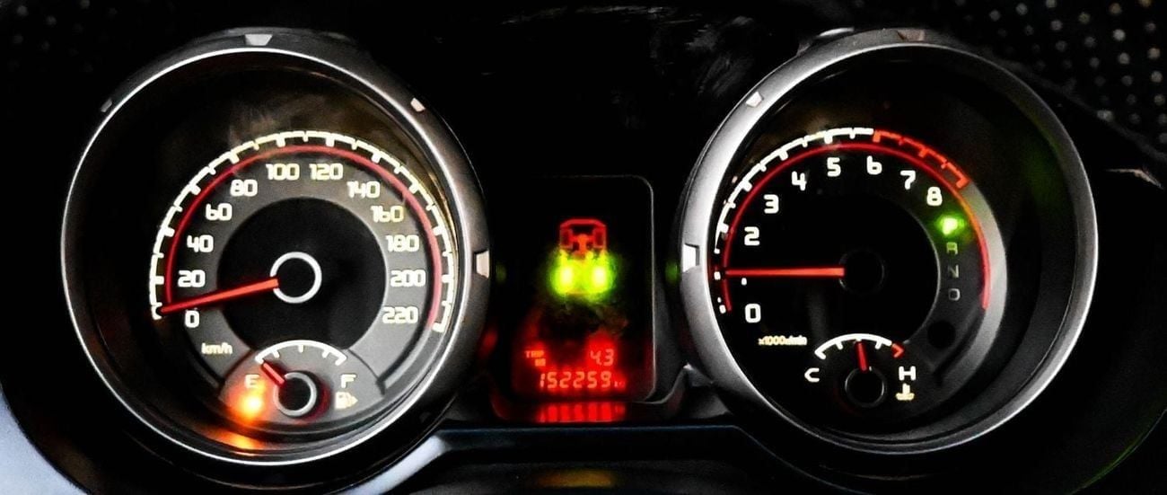 Mitsubishi Pajero GLS HIGHLINE Mitsubishi Pajero Gulf 2012 Specs in excellent condition 3.5L (5 Seater)