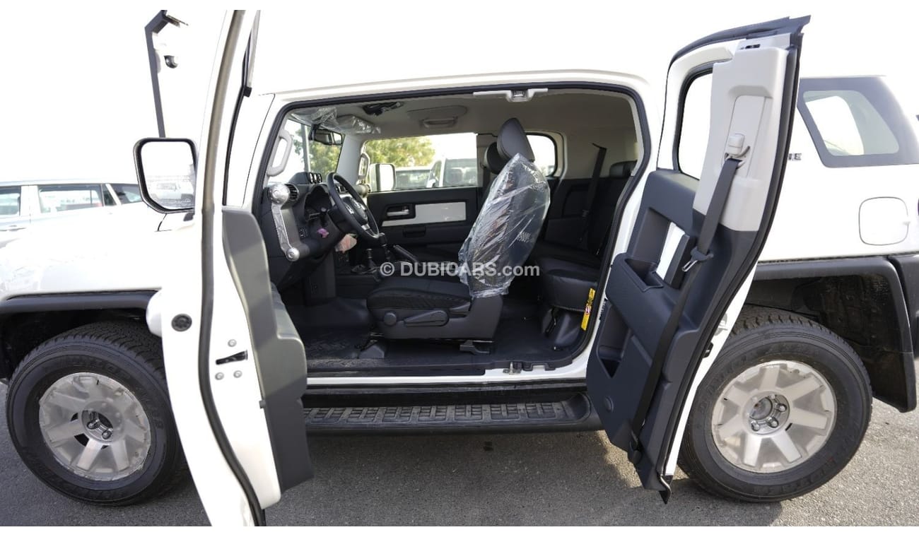 Toyota FJ Cruiser FJ Cruiser EXTREME 4.0L V6- PETROL, 4WD,CRUISE CONTROL, JBL, MULTIMEDIA STEERING .