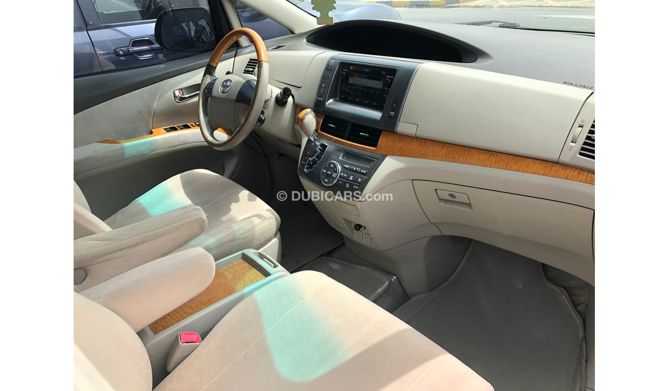 Toyota Previa 8 seater, 2010. Excellent Condition