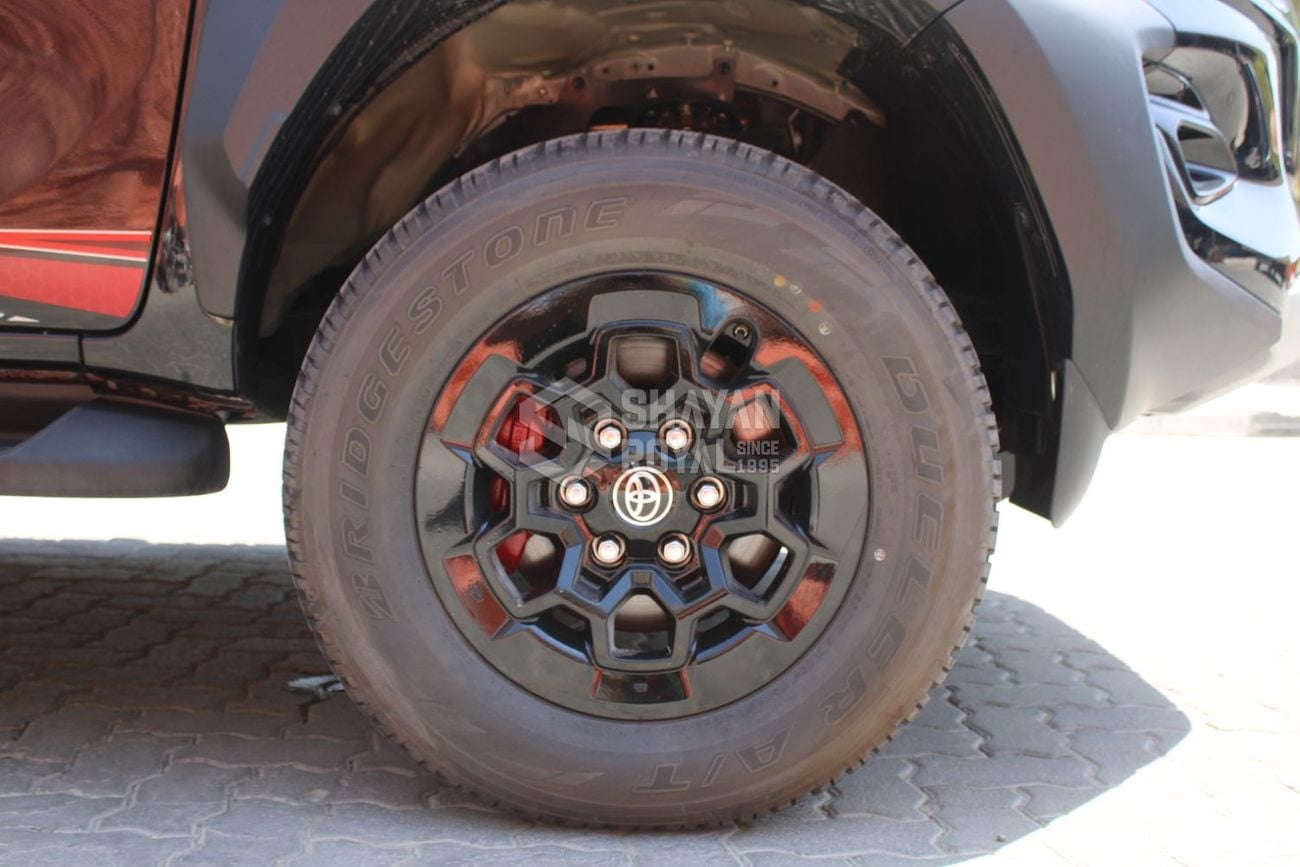 تويوتا هيلوكس GR SPORTS 4.0L V6 PETROL DC AT 4WD 2026MY