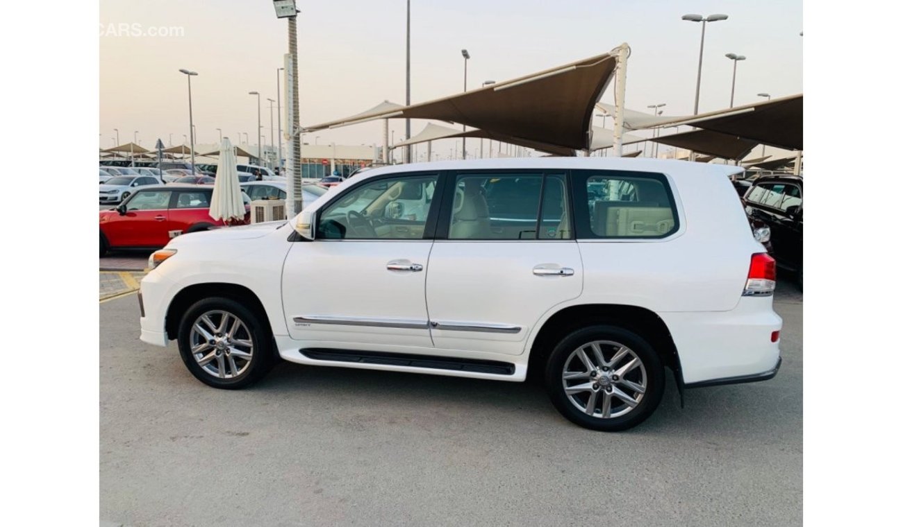 Lexus LX570