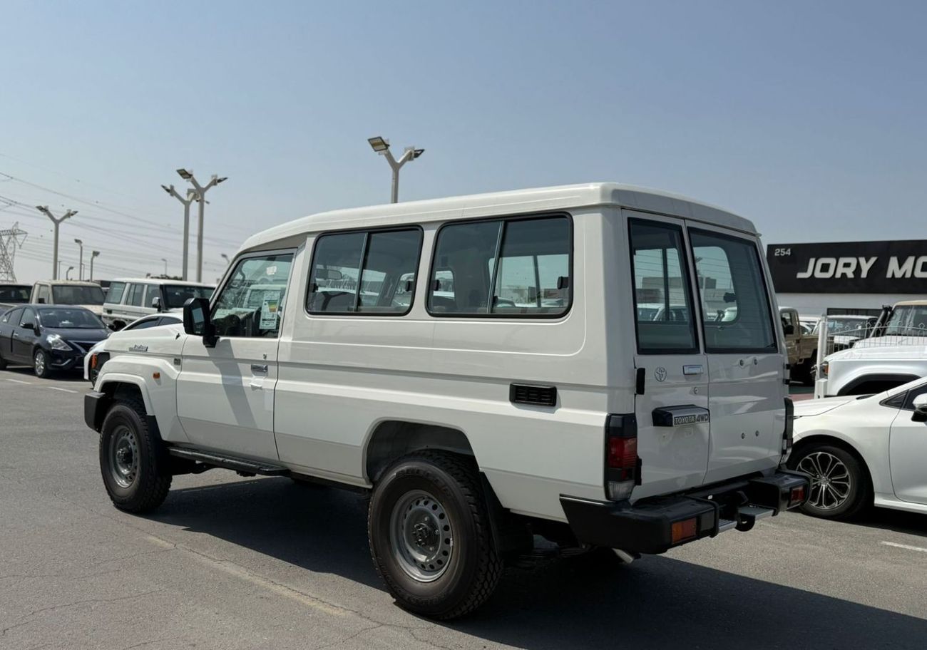 تويوتا لاند كروزر 70 LC78 HARDTOP 2.8L DIESEL 3 DOORS BASIC OPTION 2025 MODEL
