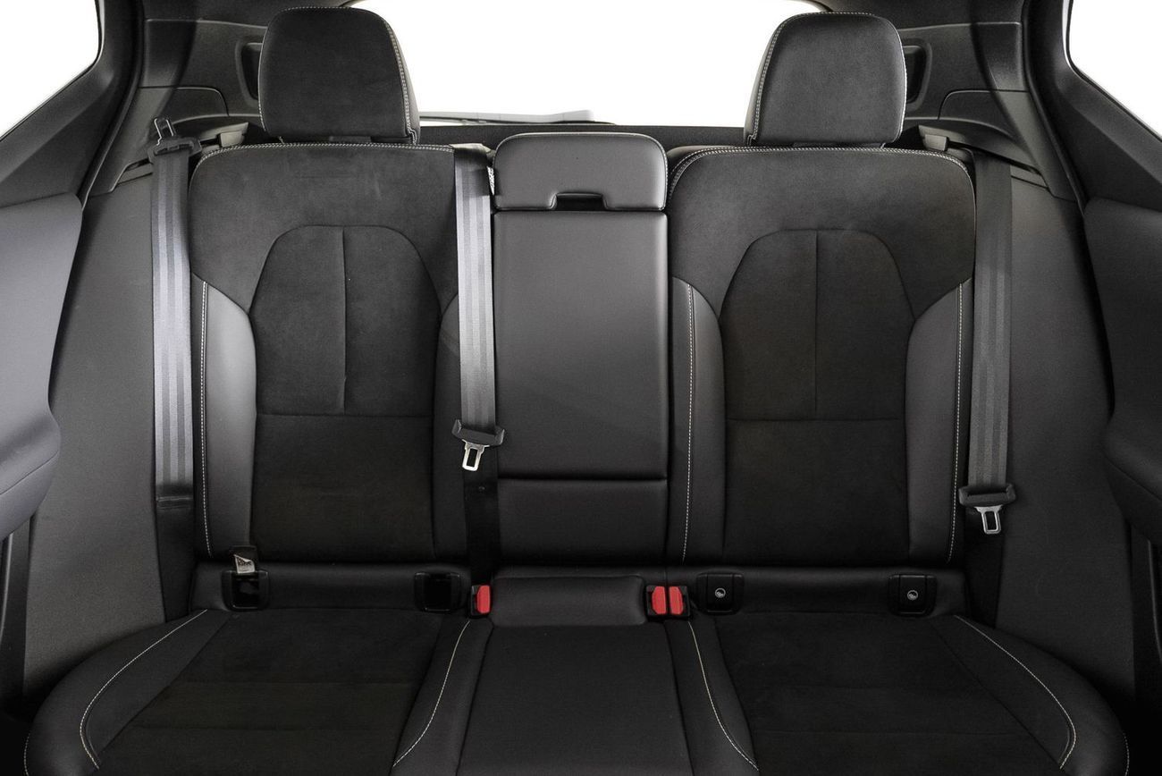 Volvo XC40 T4 R Design 2.0L