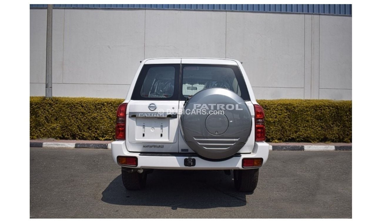 نيسان باترول سفاري Nissan patrol Safari Manual Transmission Gcc Full Option