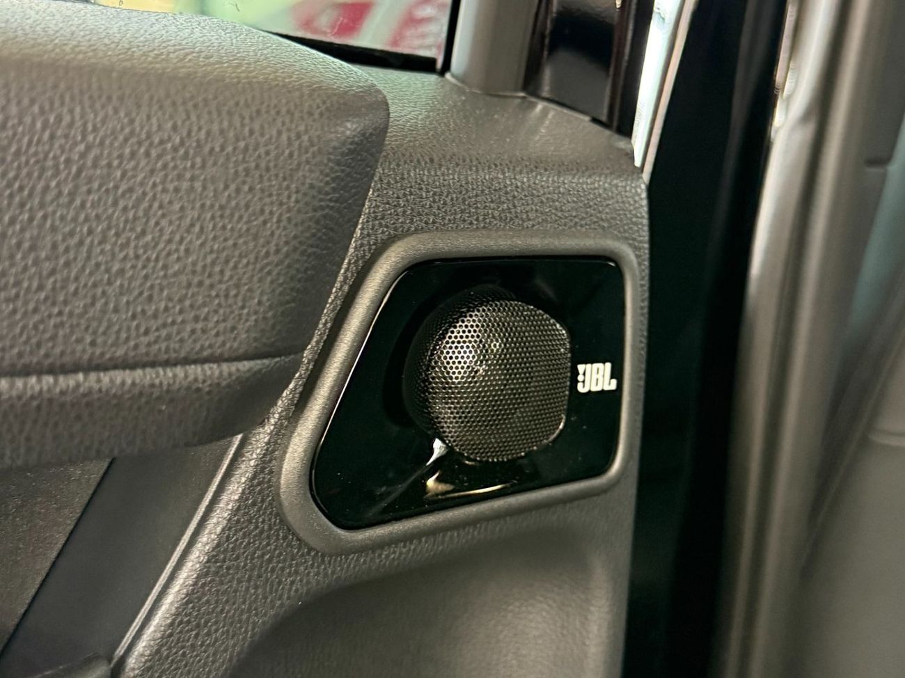 Toyota 4Runner 2025 4RUNNER TRD OFF ROAD PREMIUM