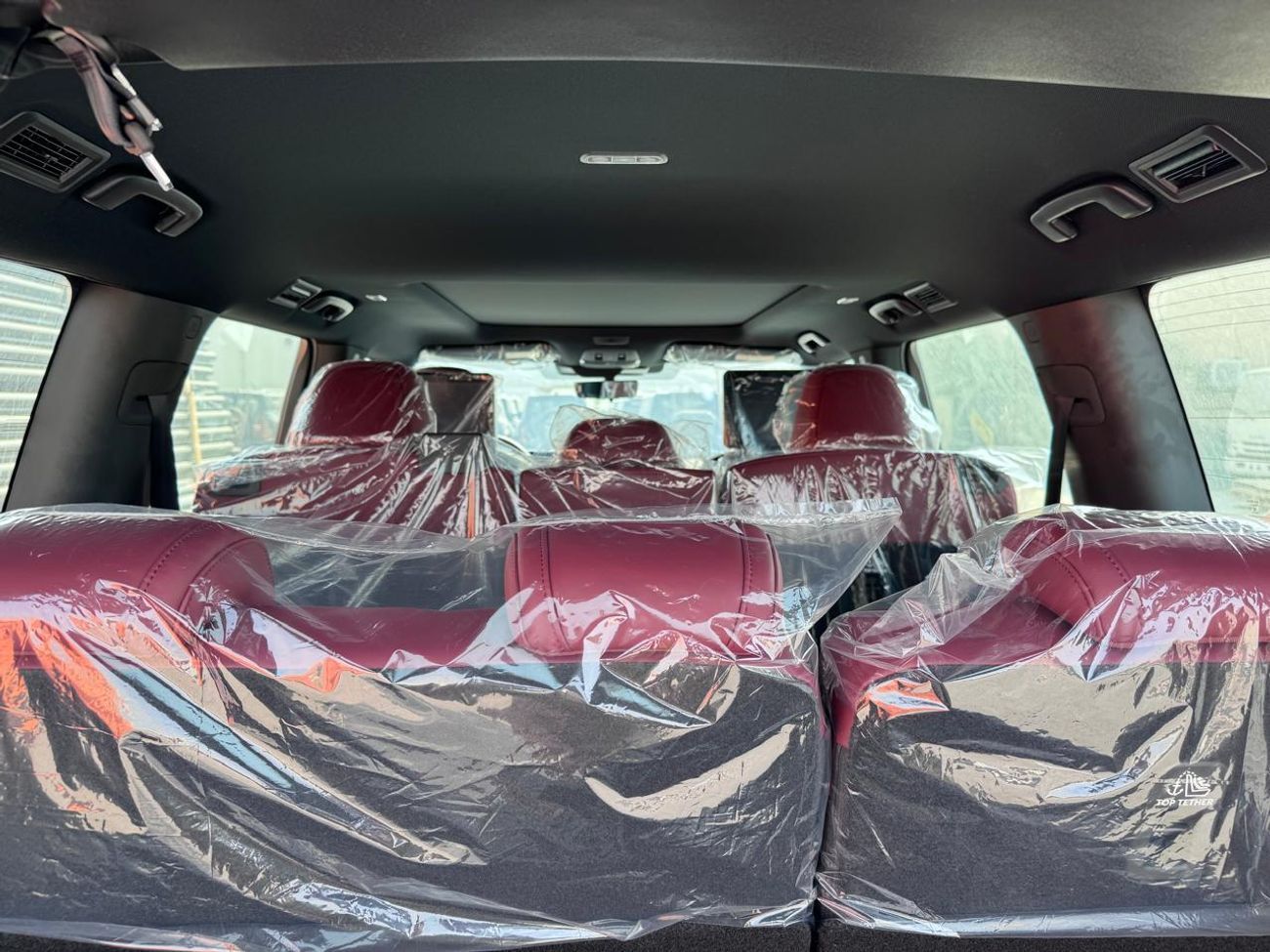 Nissan Patrol 3.5L LE Titanium_2026 _SILVER_BURGUNDY