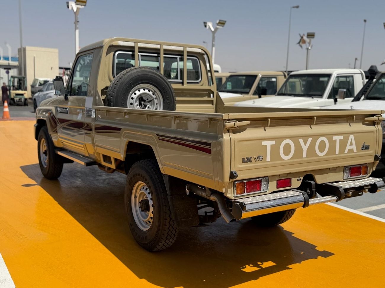 Toyota Land Cruiser Pick Up 2021Toyota V6 4.0