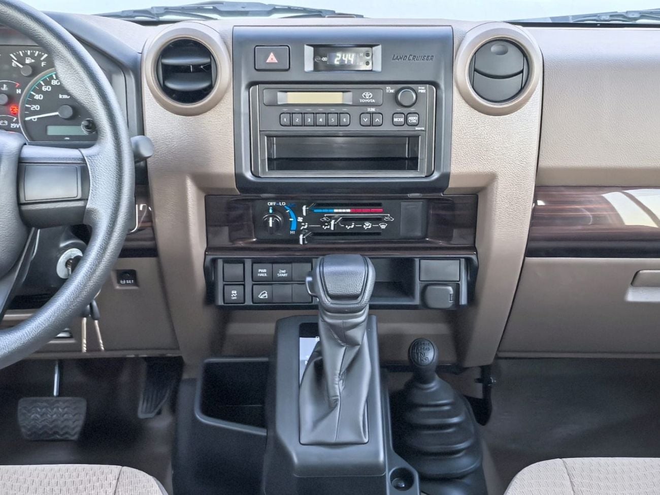 Toyota Land Cruiser Pick Up TOYOTA LAND CRUISER 79 D/CAB 4.0L PETROL AUTOMATIC TRANSMISSION WITH DIFF LOCK,POWER WINDOW
