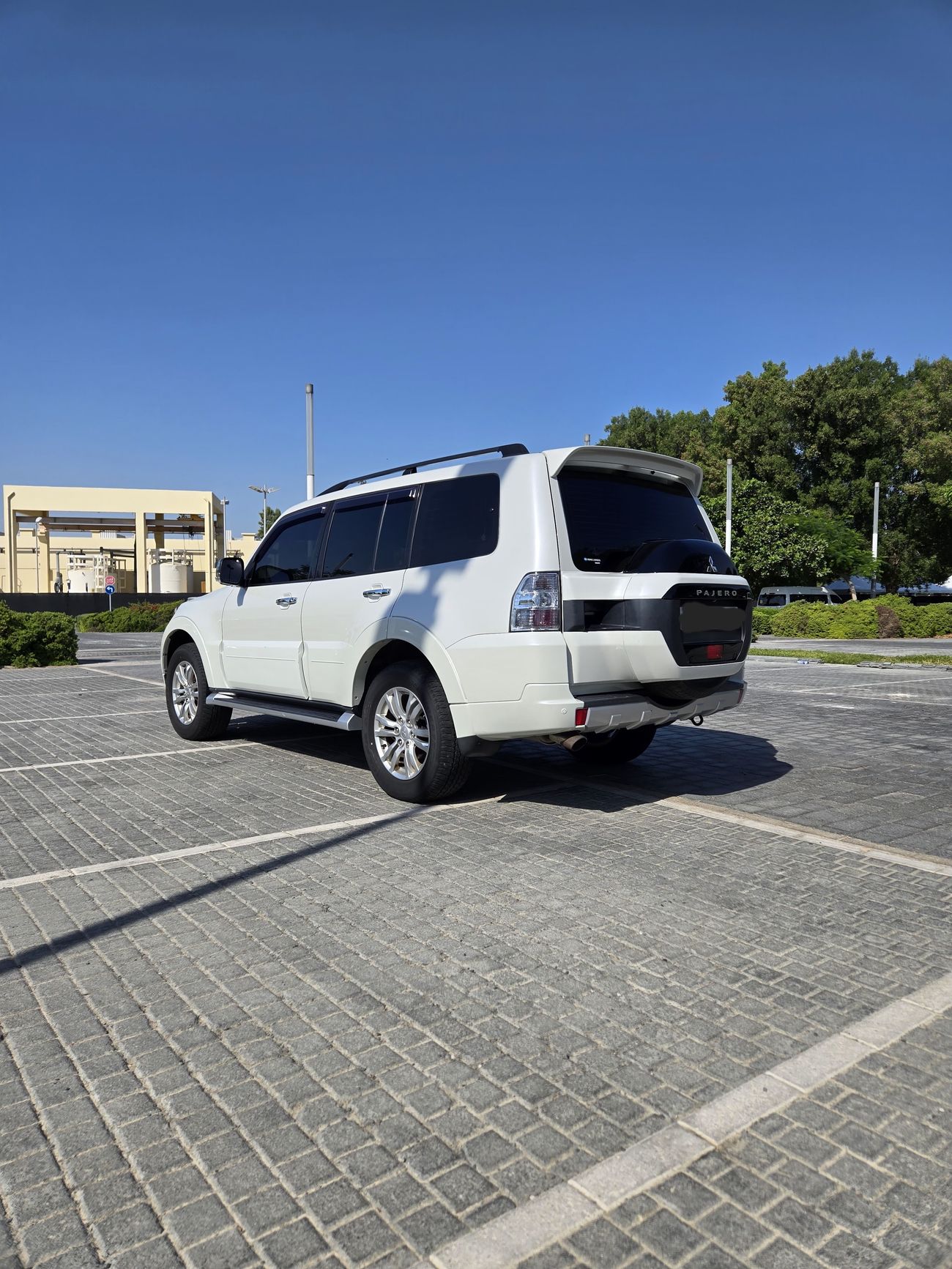 Mitsubishi Pajero Platinum 3.8L