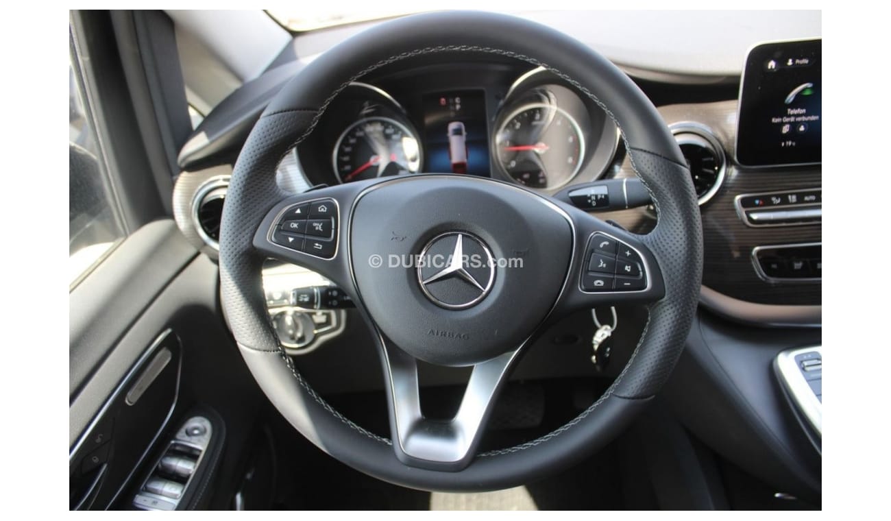 Mercedes-Benz Viano MERCEDES V300 DIESEL 2.0L TURBO 4 MATIC  2023 MODEL