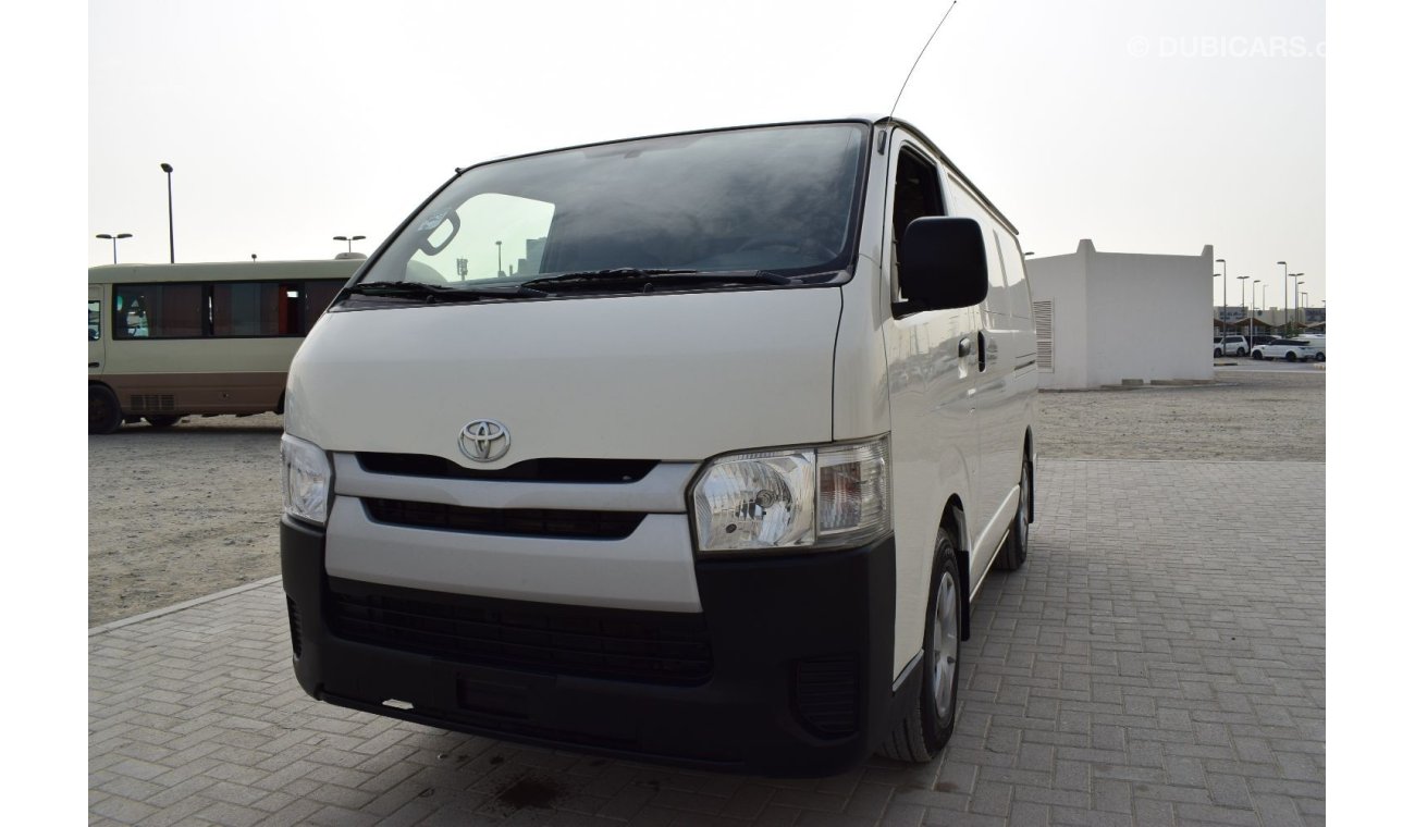 Toyota Hiace GL - Standard Roof Toyota Hiace std roof delivery van, model:2015. Excellent condition