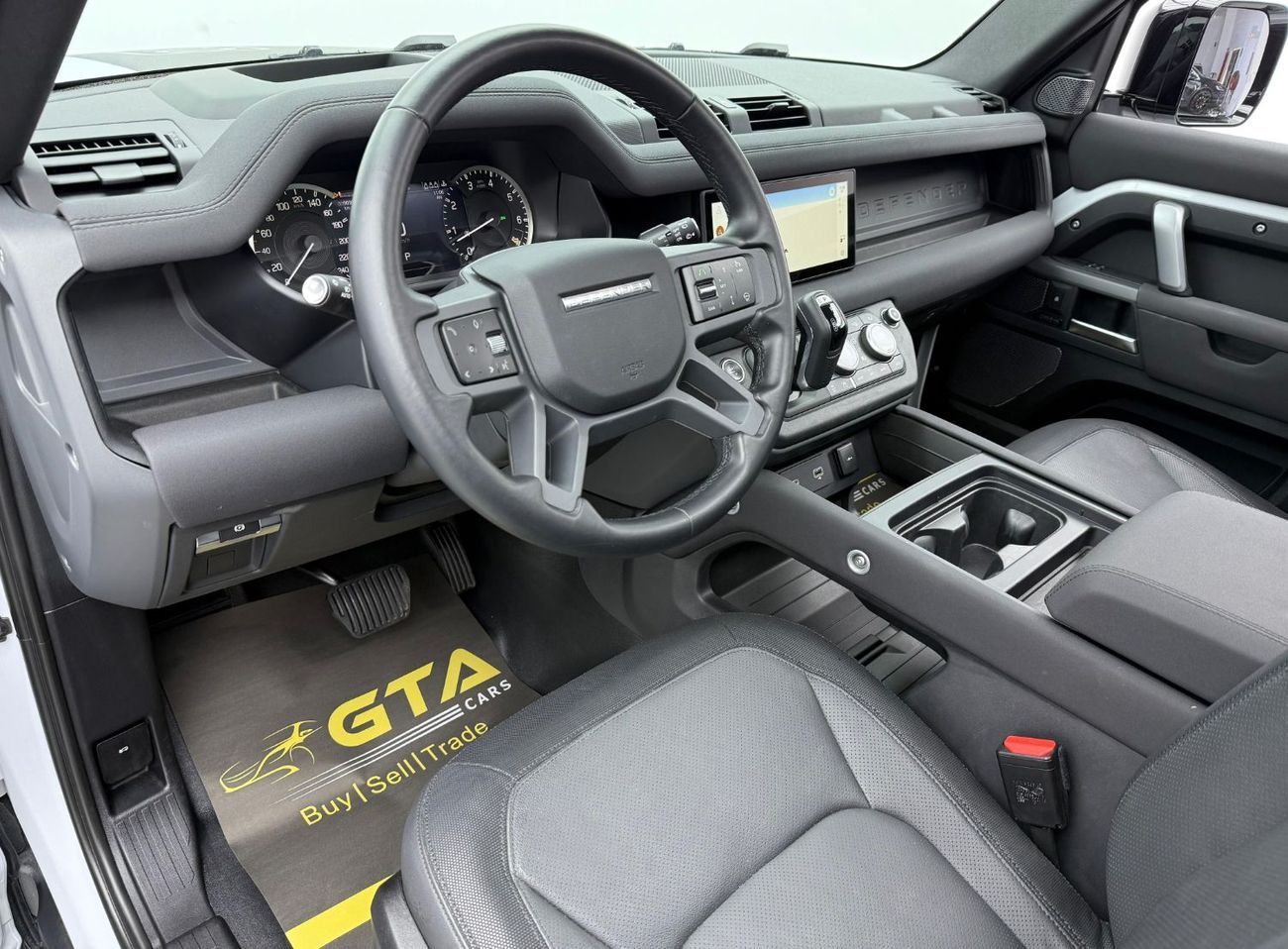 لاند روفر ديفندر P400 110 X-Dynamic SE 3.0L (5 Seater) 2023 Land Rover Defender P400 X-Dynamic SE, Warranty, Full Ser