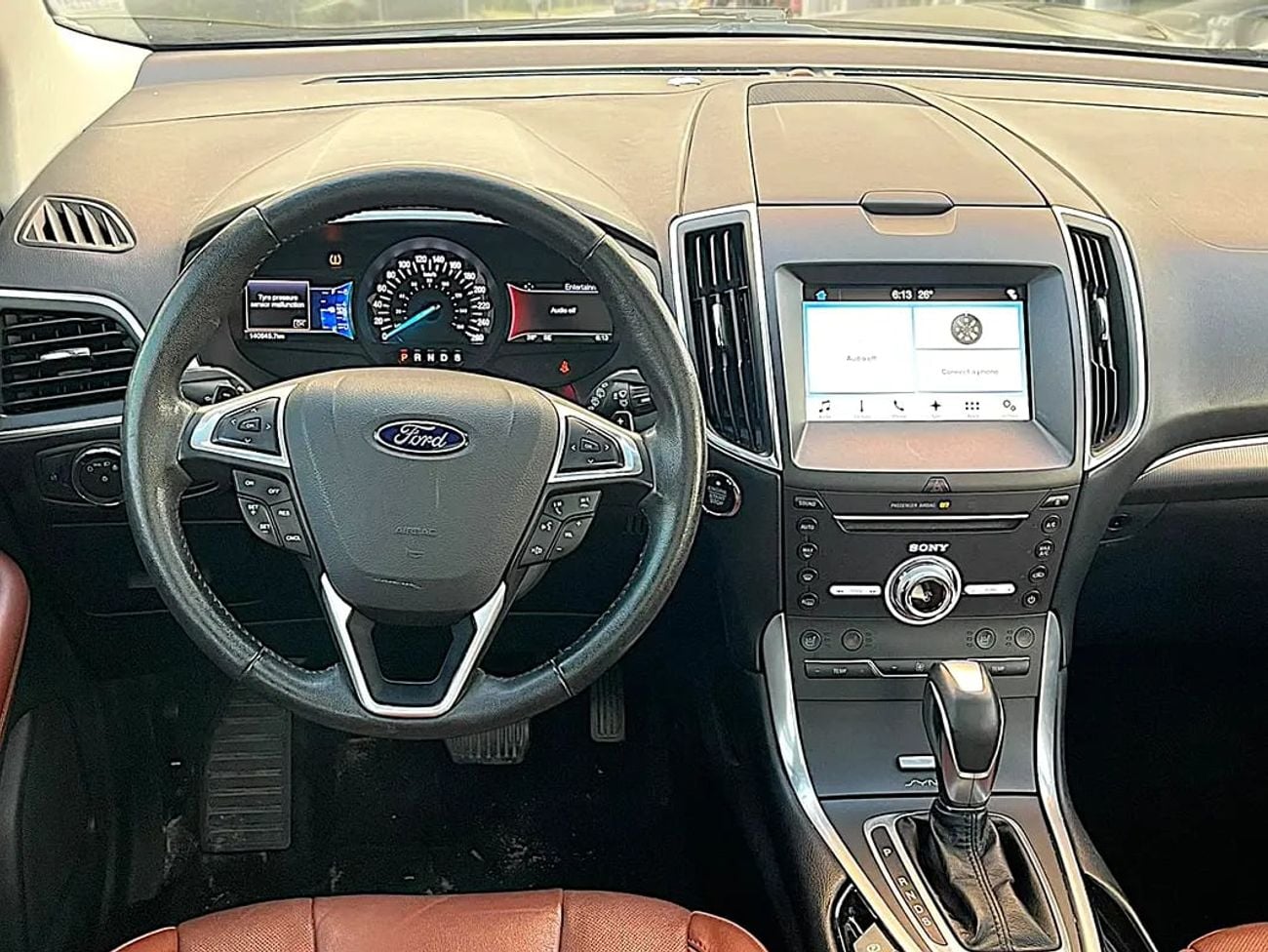 Ford Edge 1,045 P.M | 3.5 V6 Titanium - GCC Specs -under warranty | ORIGINAL PAINT