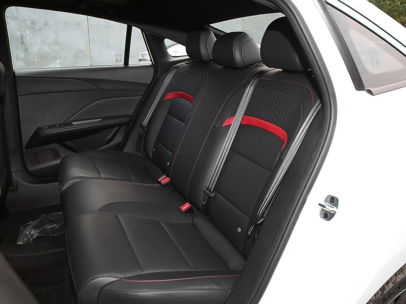 أم جي 5 MG5 180DVVT GLOBAL LUXURY VERSION