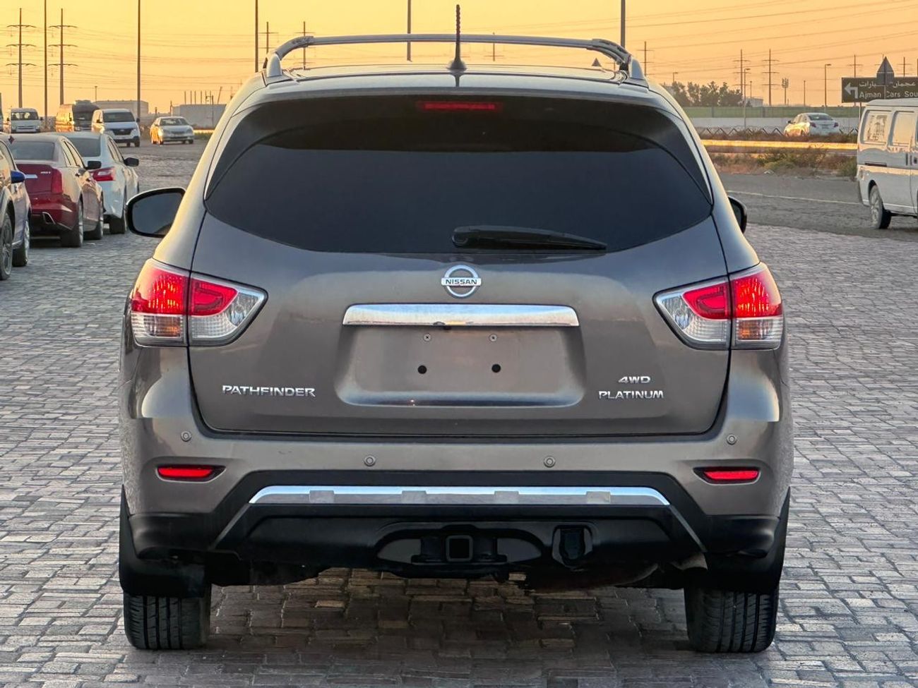 Nissan Pathfinder S