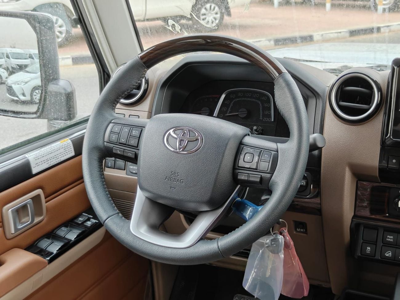 تويوتا لاند كروزر 70 2026 TOYOTA LC 76 2.8L DIESEL 4WD GCC SPEC
