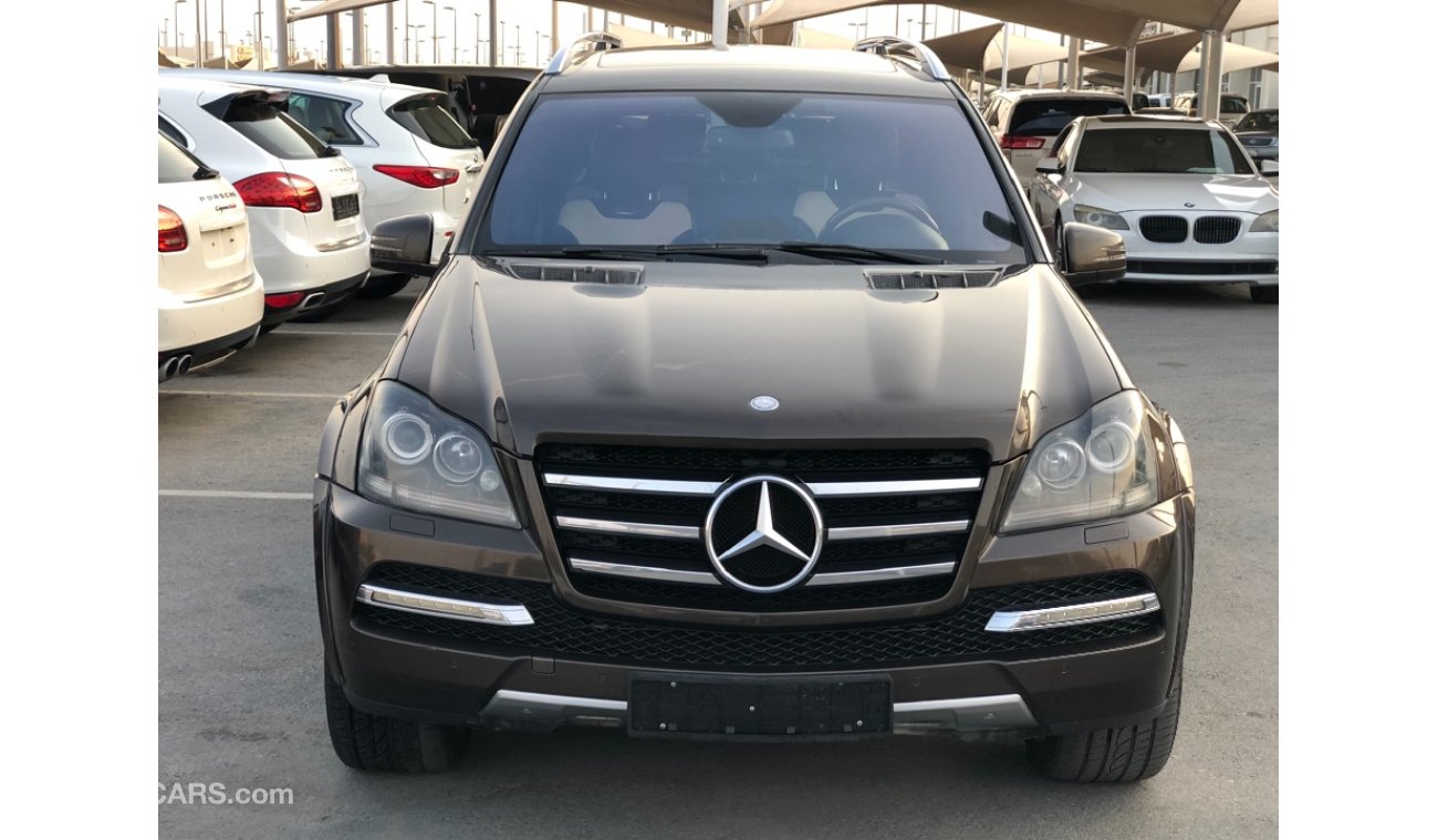 Mercedes-Benz GL 500 MERCEDES BENZ GL500 MODEL 2012 GCC car prefect condition full option panoramic roof leather seats