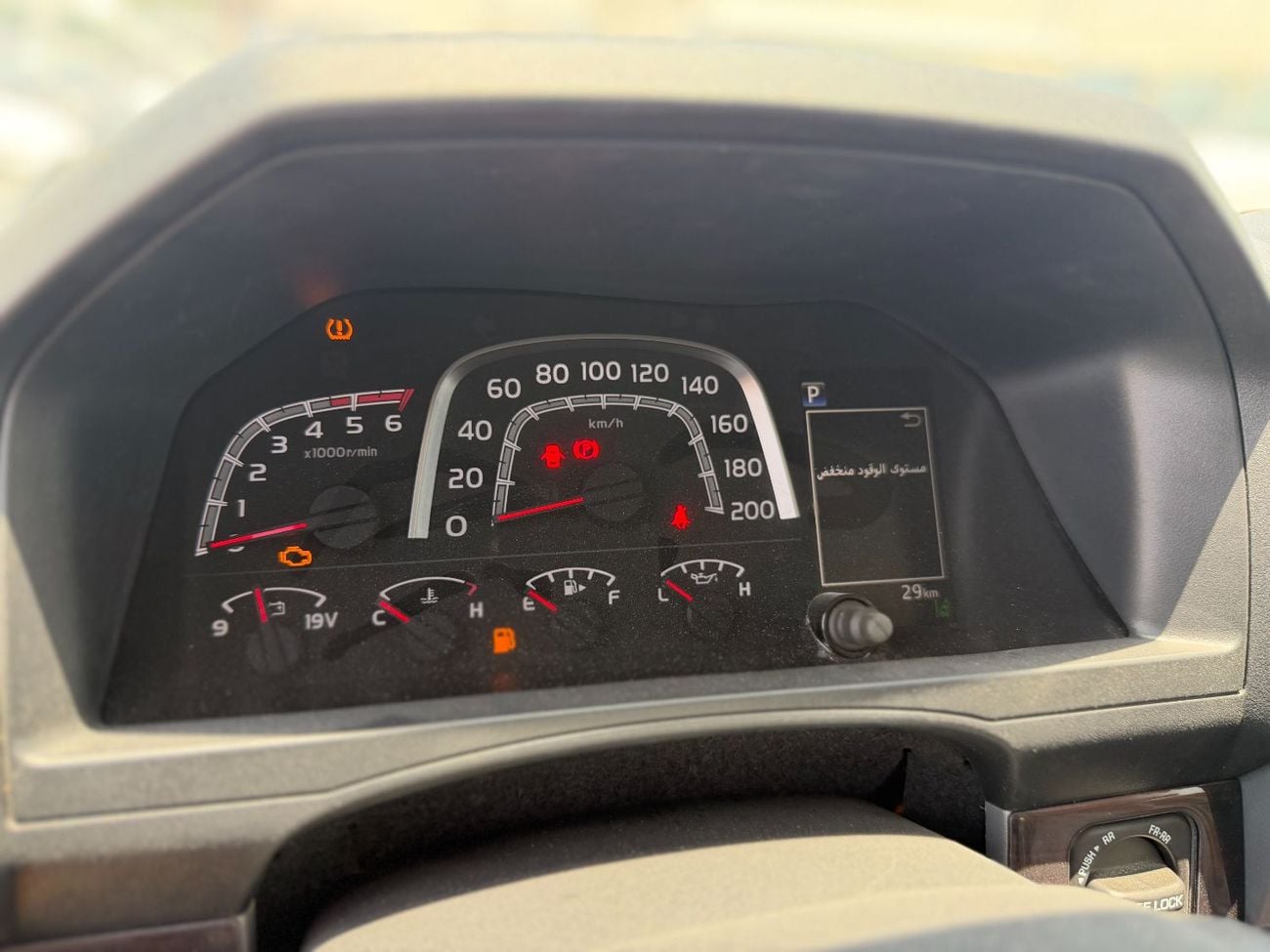تويوتا لاند كروزر 76 Toyota Land Cruiser 76 (LC76) diesel 2.8-liter