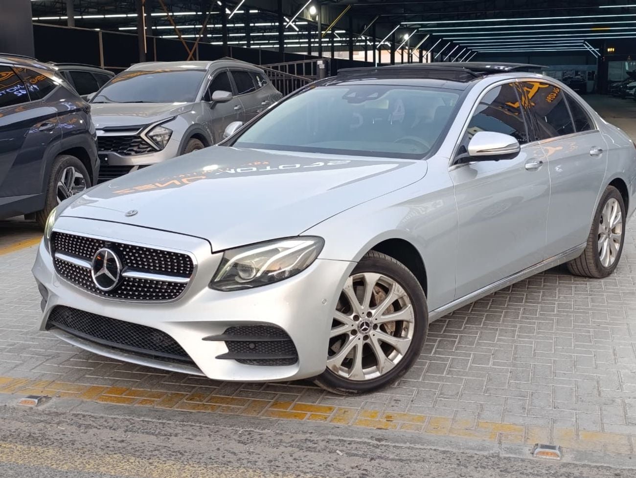مرسيدس بنز E300 AMG