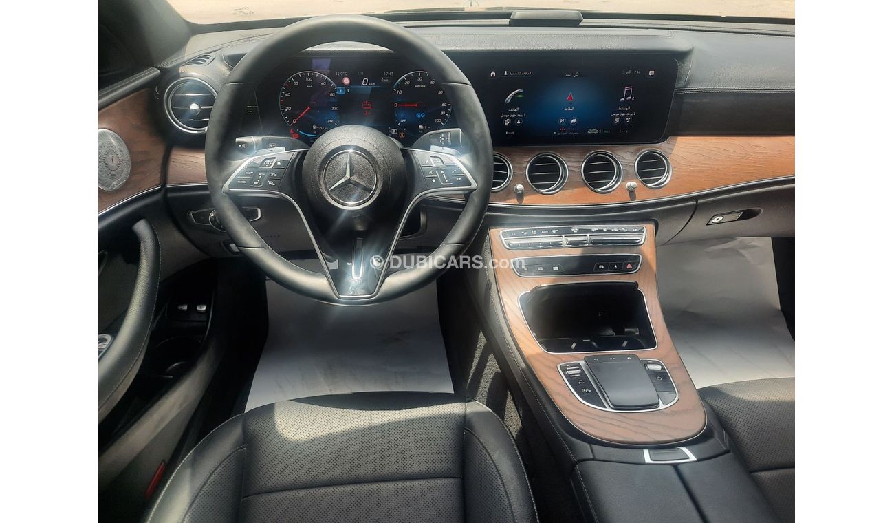 Mercedes-Benz E300 Premium Mercedes e300e 2021 full option