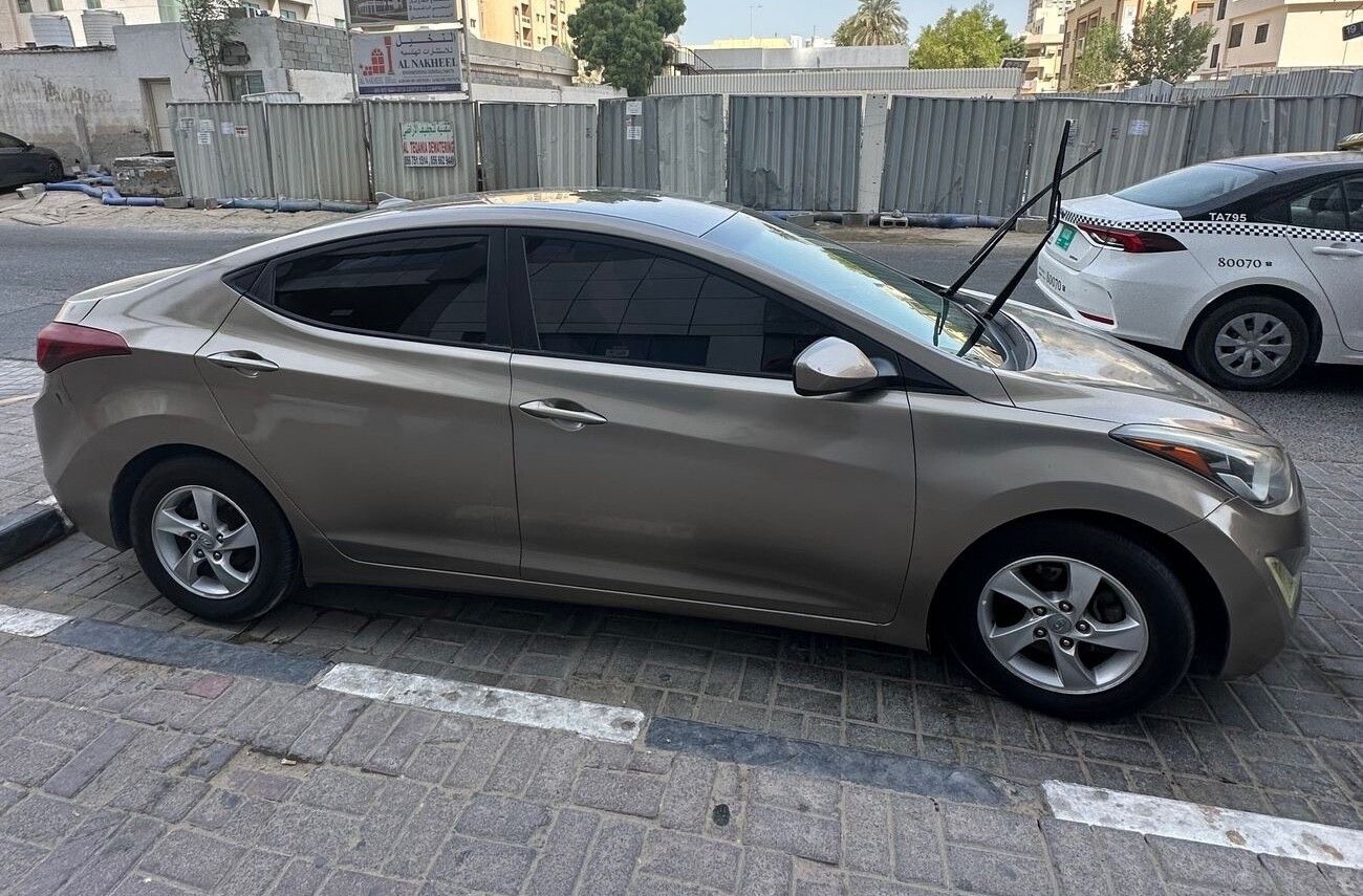 Hyundai Elantra 1.6L SE