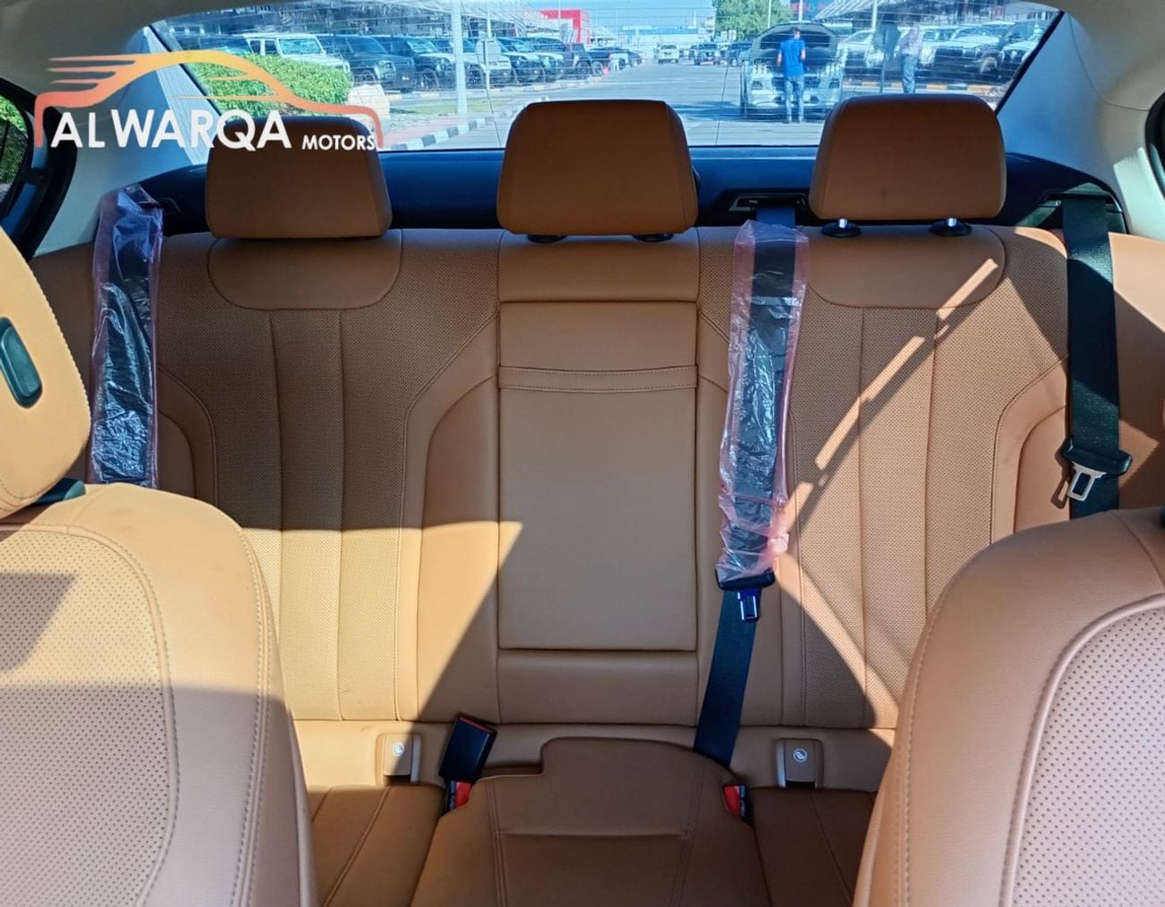 بي أم دبليو 520i EXCLUSIVE PLUS Middle East Edition 2.0L