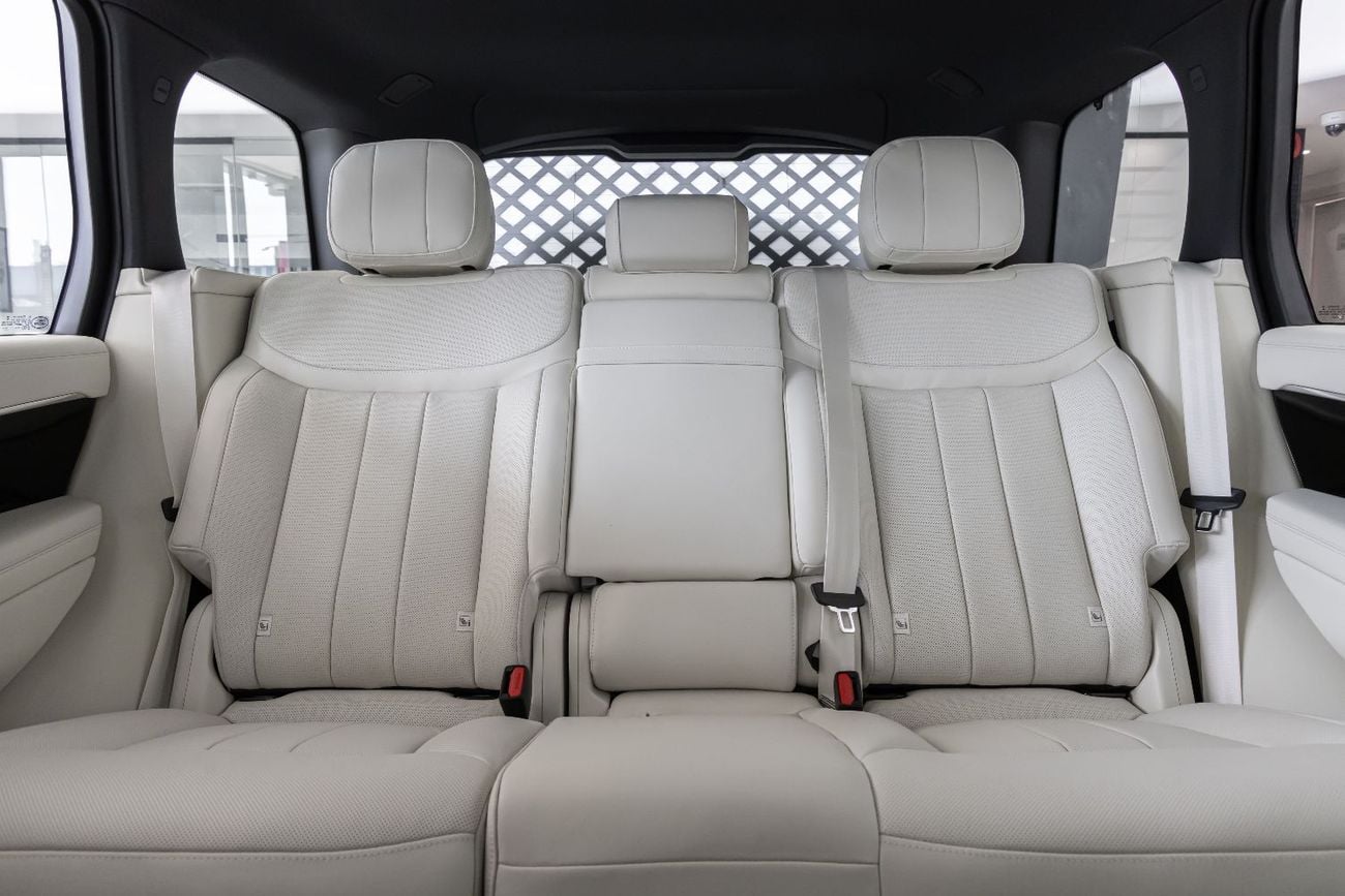 لاند روفر رينج روفر Land Rover | Range Rover Vogue | HSE P530 | Black Edition | GCC Specs | 2026  | ( EXPORT)