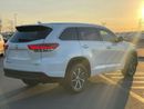Toyota Highlander 2018 Toyota Highlander XLE 3.5L V6 Full Option Sunroof 7 Leather Seats - Radar & BSM Auto Trunk -