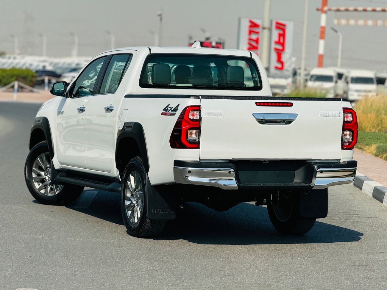 Toyota Hilux TOYOTA HILUX ROCCO 2025 RHD