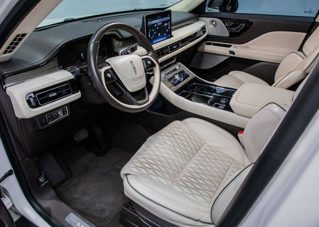 لينكولن أفياتور Presidential 3.0L