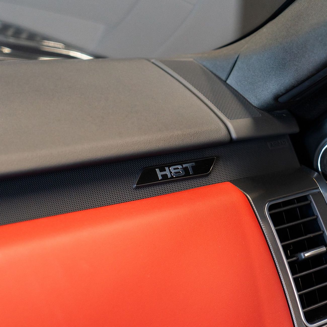 لاند روفر رينج روفر سبورت HST 3.0L AED 3,751 pm • 0% Downpayment • Range Rover Sport HST • 1 Year Warranty