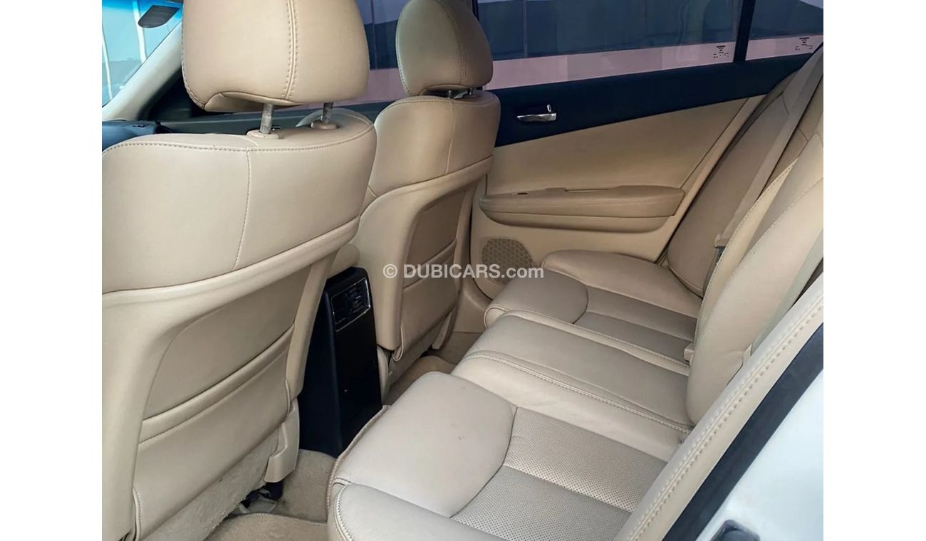 نيسان ماكسيما SR