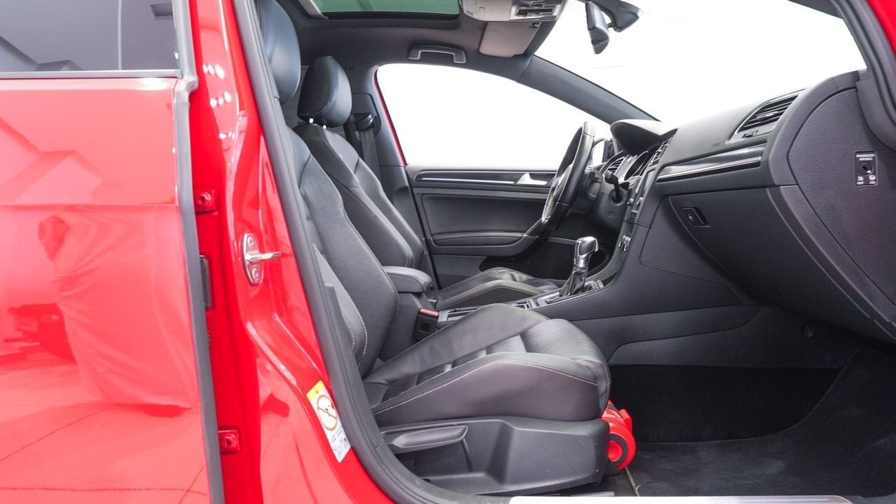 فولكس واجن جولف ار 4MOTION