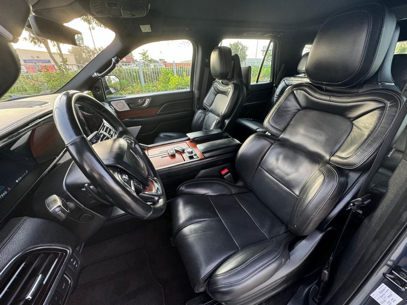 Lincoln Navigator Reserve LINCOLN NAVIGATOR 2018 GCC FULL SERVICE HISTORY