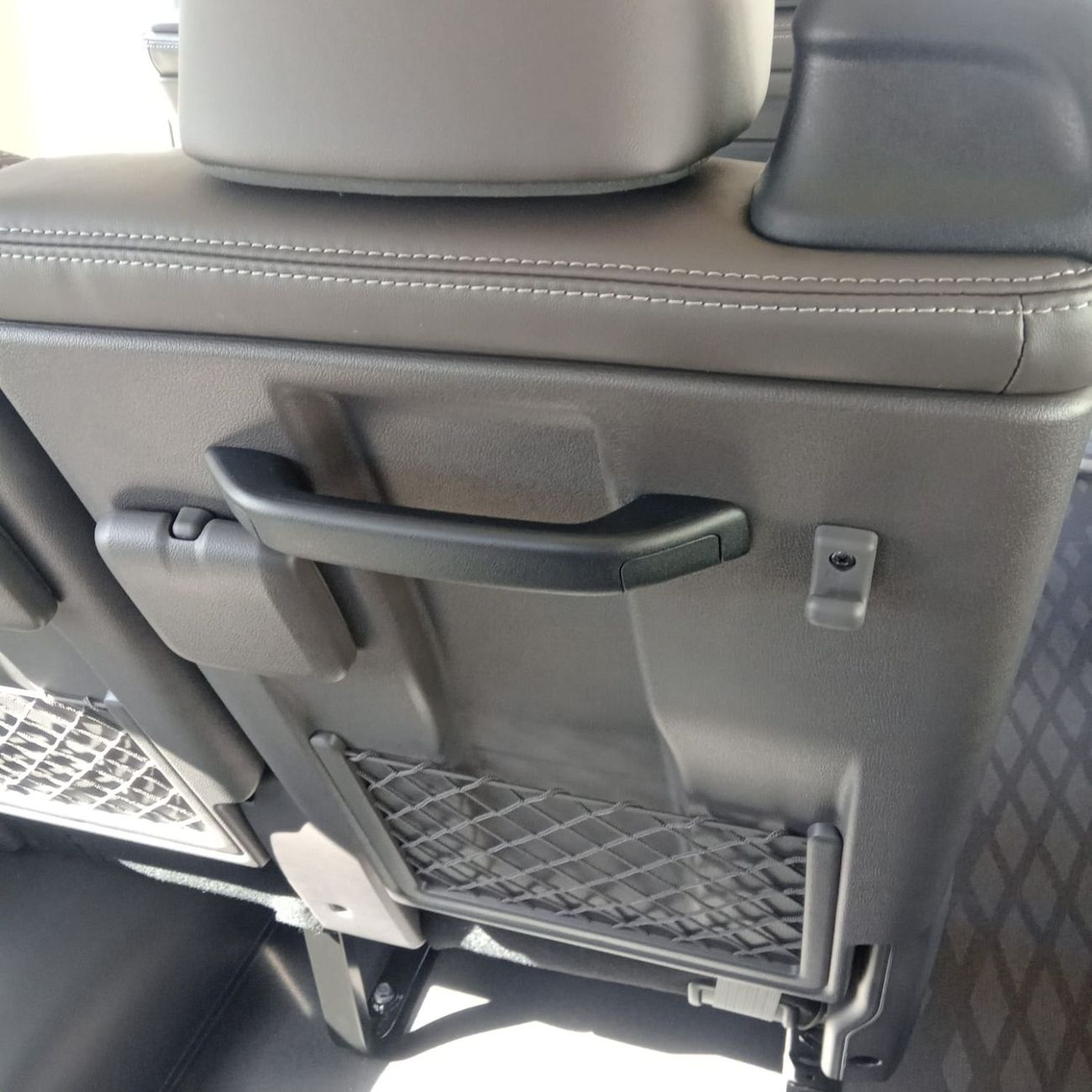 Toyota Hiace Toyota Hiace AT 2026