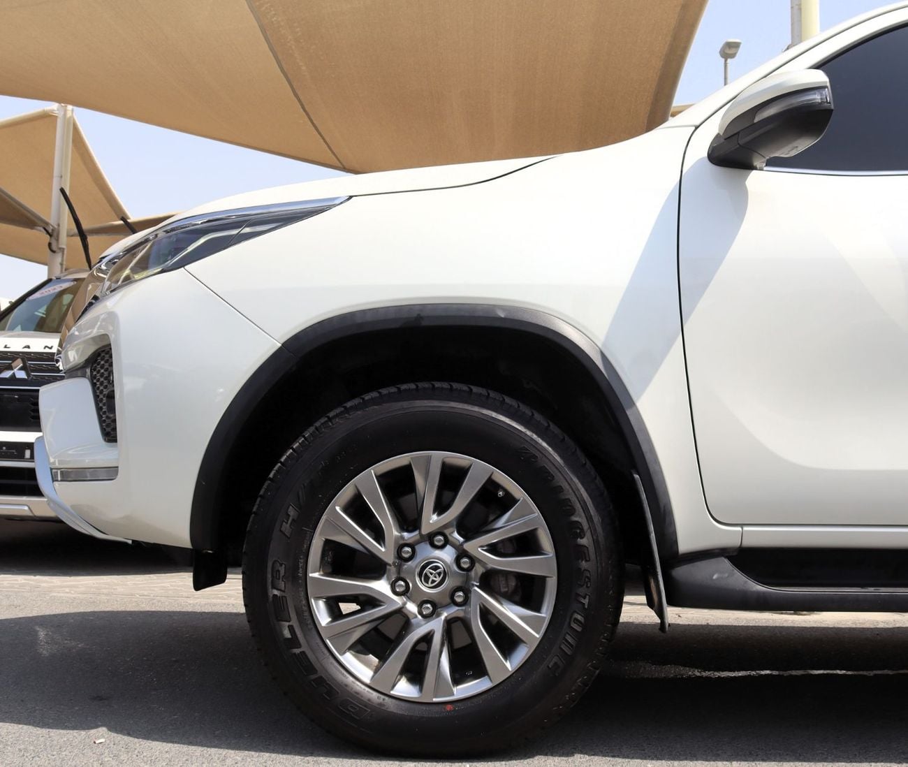 Toyota Fortuner VXR ACCIDENTS FREE - GCC - VXR - FULL OPTION - V6 - 4000 CC - PERFECT CONDITION INSIDE OUT
