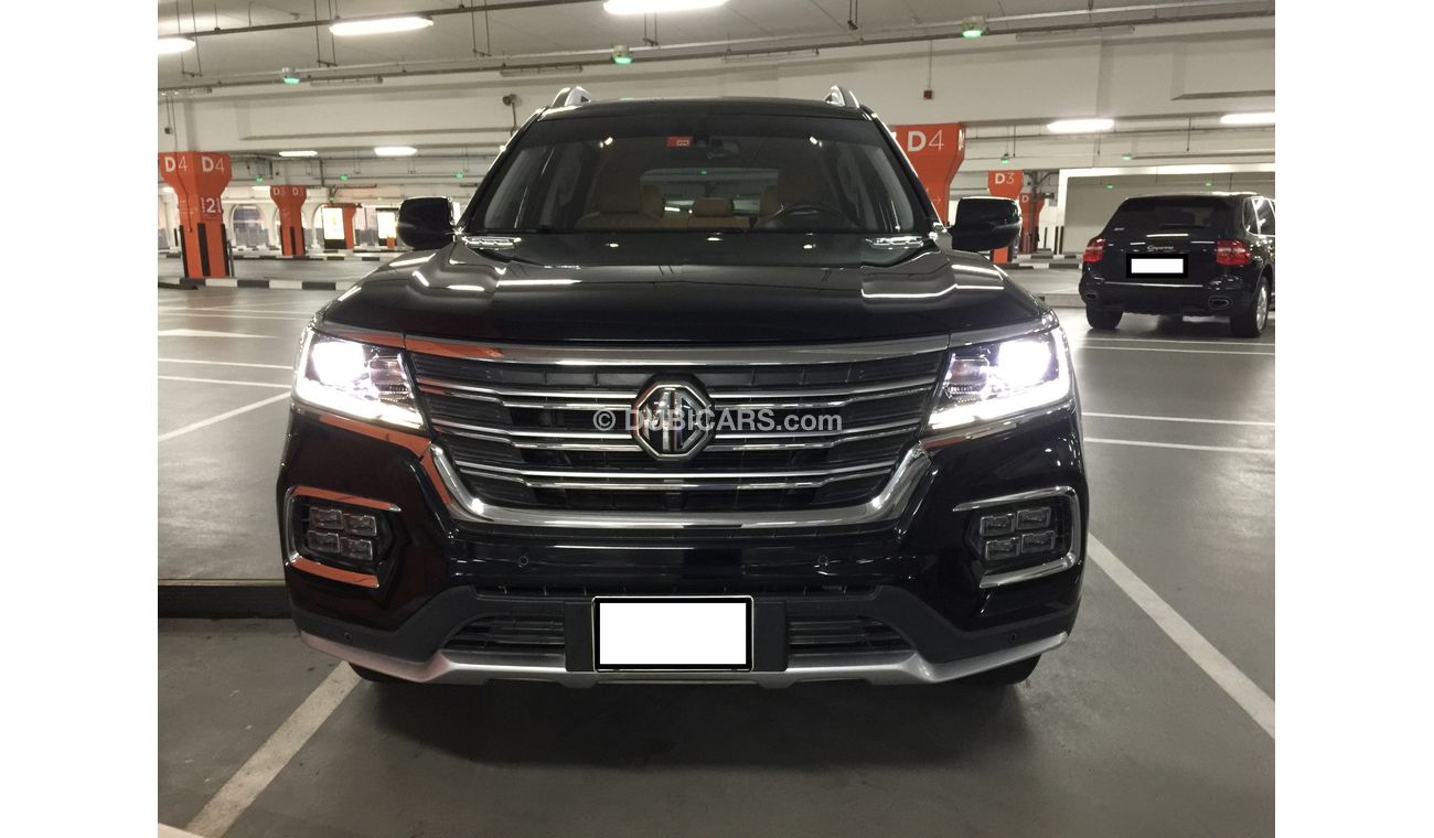 أم جي RX8 LUX (Top of Range)