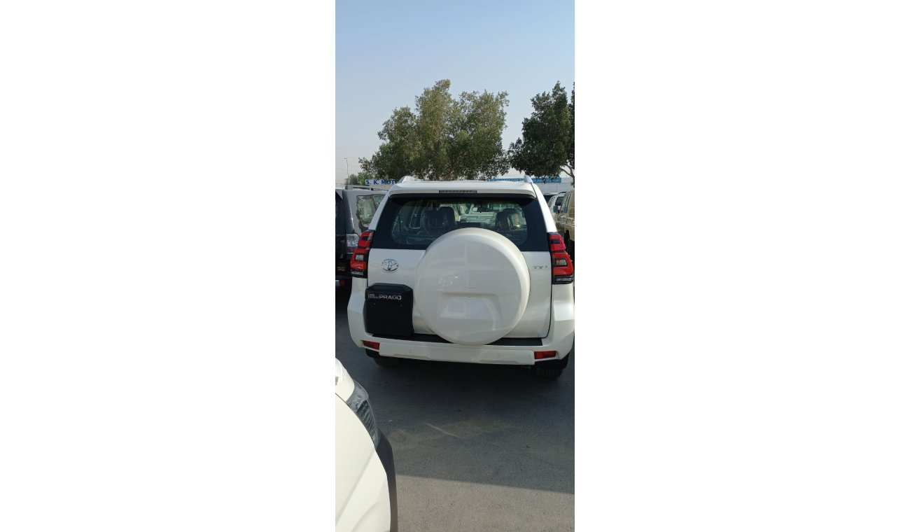 تويوتا برادو TXL (GRJ150) 4.0L Petrol / DVD/ Driver Power Seat / Leather Seats / Rear A/C ( TPD22)