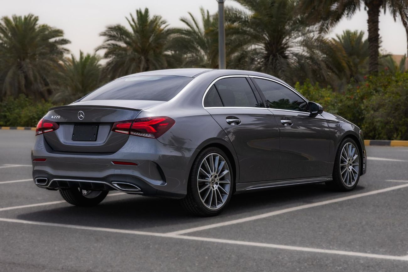 مرسيدس بنز A 220 3years warranty  2years service