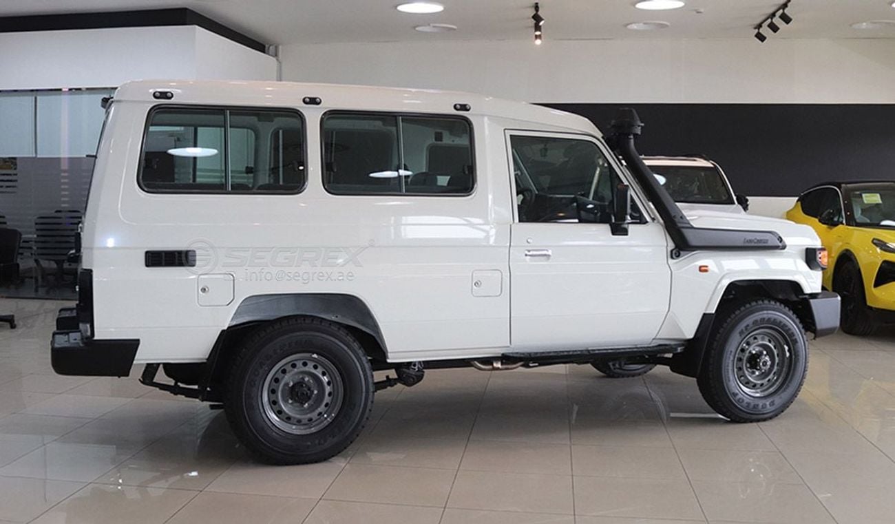 تويوتا لاند كروزر 70 2025 Model Toyota Land Cruiser Hardtop LC78, 4.0L Petrol 4WD A/T