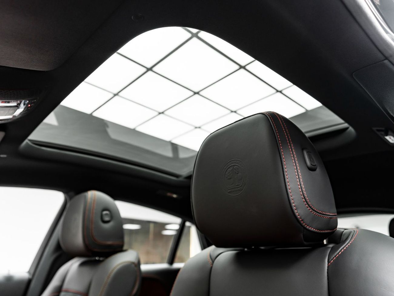 Mercedes-Benz GLE 53 AMG Premium + 3.0L 2025 Mercedes GLE53 AMG, 2030 Mercedes Warranty, Low KMs, GCC