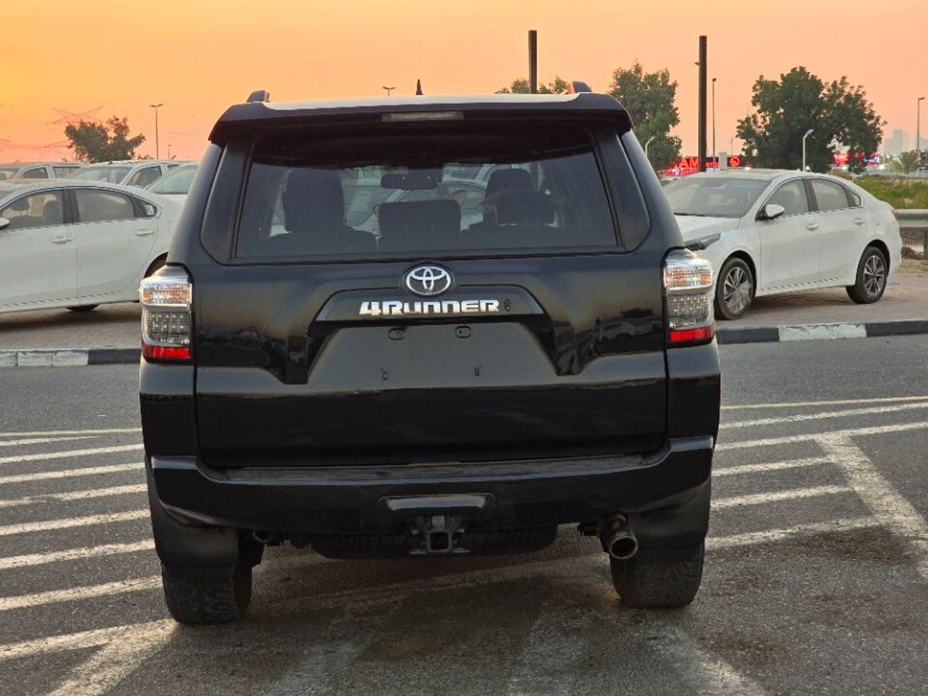 تويوتا Runner4 2022 Model 4x4 , Push button and leather seats