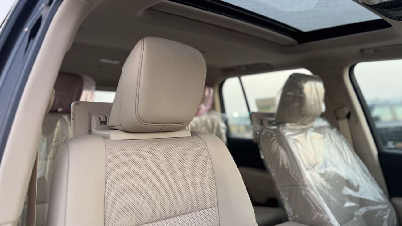 Toyota Land Cruiser 4.0L VX-V . Automatic . Petrol . Four Wheel Drive . 7 Seats . 5 Door