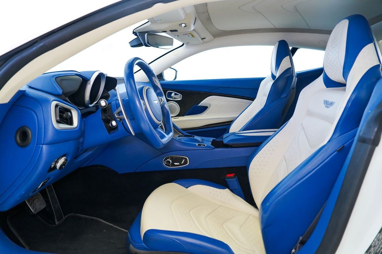 Aston Martin DBS Superleggera 5.2L