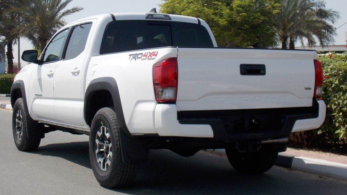 Toyota Tacoma 2017 V6 3.5 L Short Bed, Double cab, TRD 4WD AT for sale