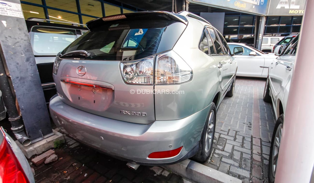 لكزس RX 330