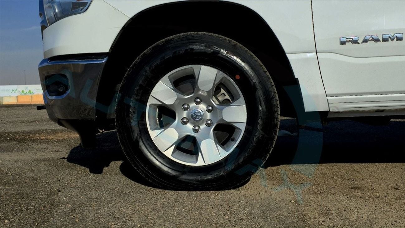 RAM 1500 Bighorn eTorque 3.6L V6 4x4 GCC 0Km With 3 Years Or 100,000 Km Warranty