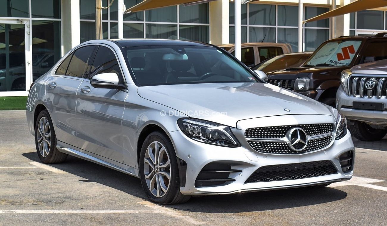 مرسيدس بنز C 300 4 Matic